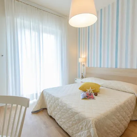Hotel Esplanade-3